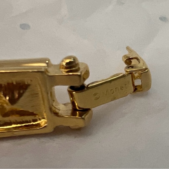 Vintage Monet Collection Concepts 1981 Faux Gemstone Bracelet - Picture 6 of 6